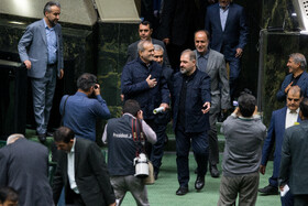 مسعود پزشکیان، رئیس جمهور در صحن علنی مجلس - ۲۰ آبان