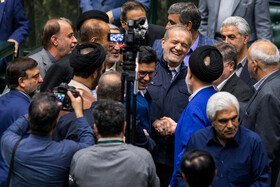 مسعود پزشکیان، رئیس جمهور در صحن علنی مجلس - ۲۰ آبان