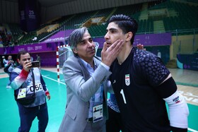 دروازه‌بان تیم ملی فوتسال: مدالم را به گردن نمی‌اندازم به یک شهید تقدیم می‌کنم