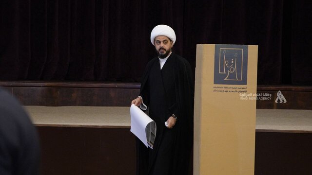 برگزاری انتخابات پارلمانی عراق/ مقامات سیاسی رای خود را به صندوق انداختند