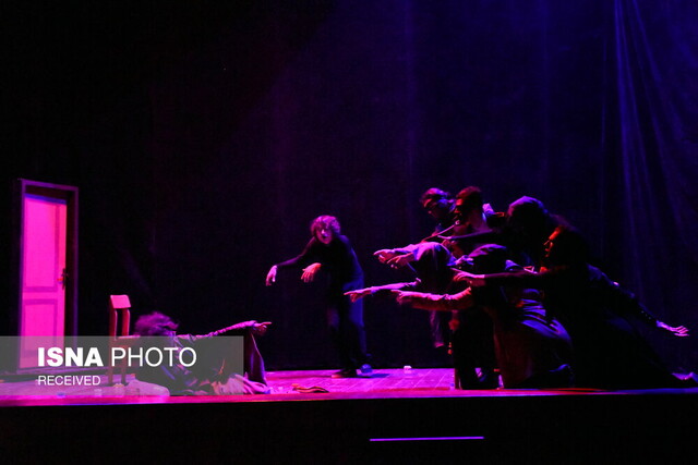 یک کارگردان: شکوفایی تئاتر دانشجویی در گرو توجه و حمایت بیش‌تر است