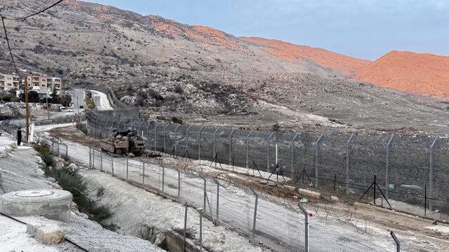لوموند: اسرائیل با جنوب سوریه مانند کرانه باختری برخورد می‌کند