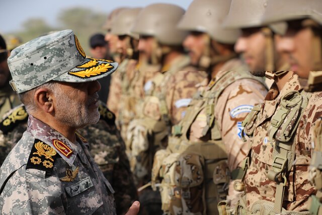 آمادگی تقابل با هر تهدیدی برای حفاظت و حراست از مرزهای خود را داریم