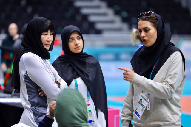 لی‌دوهی: برنز برای زنان والیبال ایران است/ کریمی: متاسفیم که در فینال نیستیم