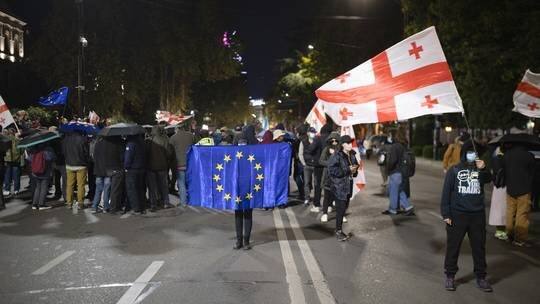 شهردار تفلیس اتحادیه اروپا را به توطئه برای کودتا در گرجستان متهم کرد