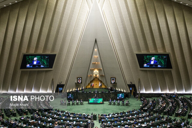 سوال از وزیر بهداشت در دستور امروز مجلس