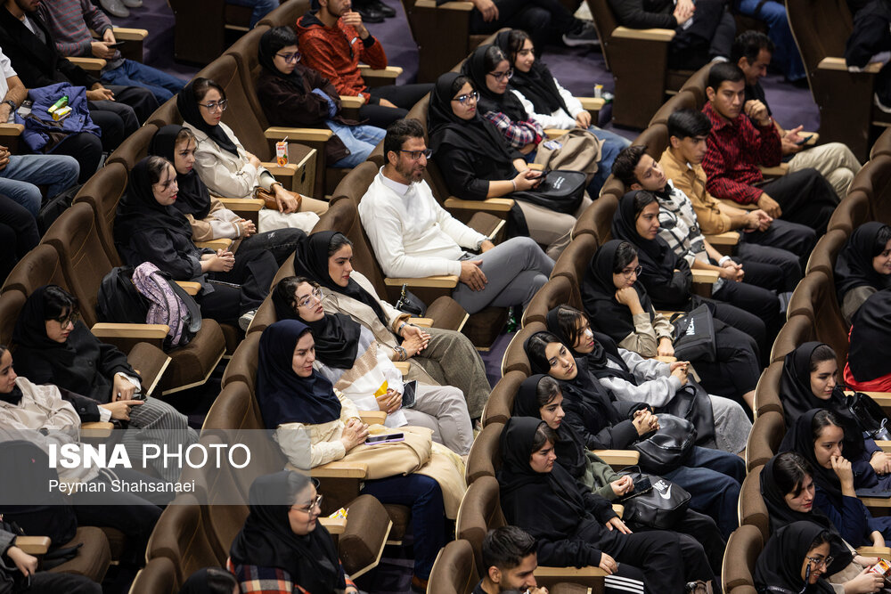 ثبت‌نام «جایزه ملی جوان سال ۱۴۰۴» تا پایان آبان