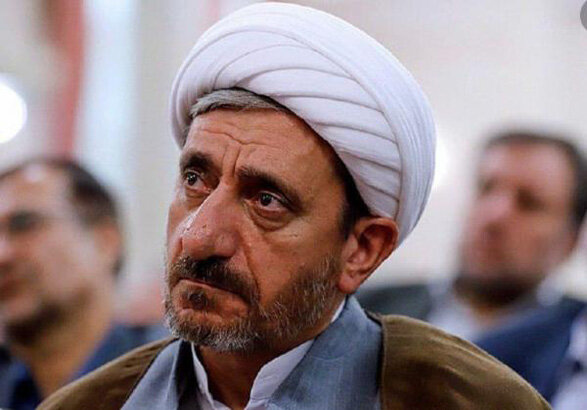 اجرای حکم قصاص قاتل پزشک یاسوجی در ملاءعام/ ضبط وثیقه شبنم نعمت زاده/تشکیل پرونده قضایی برای منتشرکنندگان ادعای پیدا شدن پیکرهای مجهولالهویه درسدکرج