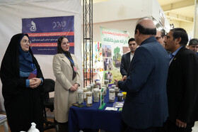بازدید بهروز خلیلی معاون امور اقتصادی استاندار اردبیل از غرفه جهاددانشگاهی در نمایشگاه توانمندی بانوان و کسب و کارهای خانگی استان اردبیل(روایت روشنایی)