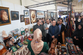 بازدید بهروز خلیلی معاون امور اقتصادی استاندار اردبیل از نمایشگاه توانمندی بانوان و کسب و کارهای خانگی استان اردبیل(روایت روشنایی)