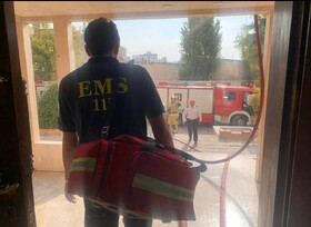 آتش‌سوزی برج مسکونی در خیابان تیموری و تخلیه ۷۰ نفر از ساکنان/ مصدومیت ۶ تن در حادثه