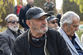فرهاد آییش در مراسم تشییع پیکر «همایون ارشادی»