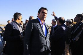 محمدعلی طالبی، استاندار کرمان در مراسم پایان عملیات لوله‌گذاری طرح انتقال آب به شهرهای شمالی استان کرمان