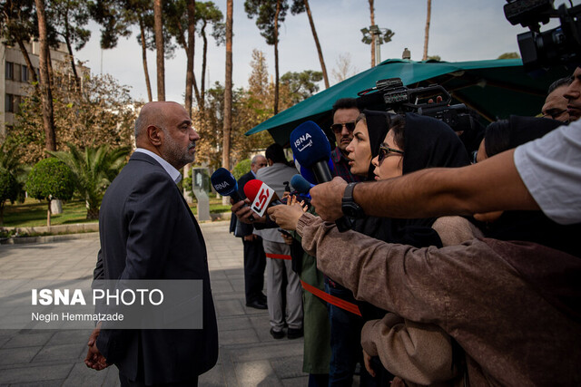 واکنش میدری به افزایش مبلغ کالابرگ و پیشنهاد افزایش دوبار حقوق در سال