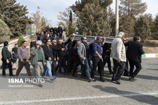 مراسم تشییع پیکر «همایون ارشادی»