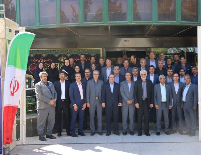 رونمایی از سامانه پایش آنلاین پارامترهای محیطی در کرمان، برای نخستین‌بار در کشور