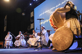 اجرای گروه موسیقی سرو خراسان درپنجمین جشنواره موسیقی کیش، بانوان نواحی ایران