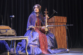 اجرای گروه موسیقی قشقایی فارس در پنجمین جشنواره موسیقی کیش، بانوان نواحی ایران