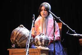 اجرای گروه موسیقی قشقایی فارس در پنجمین جشنواره موسیقی کیش، بانوان نواحی ایران