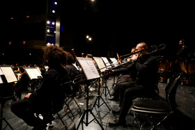 کنسرت ارکستر سمفونیک تهران به رهبری پانیذ فریوسفی