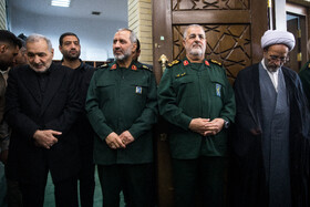 سردار محمد خاکپور، فرمانده سپاه و سردار سید مجید موسوی، فرمانده هوا و فضا سپاه در مراسم گرامیداشت شهدای نیروی هوافضای سپاه