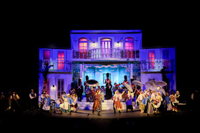 نمایش موزیکال الیور توئیست