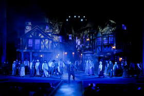 نمایش موزیکال الیور توئیست