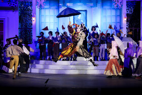 نمایش موزیکال الیور توئیست