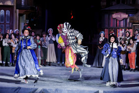 نمایش موزیکال الیور توئیست