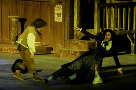 نمایش موزیکال الیور توئیست