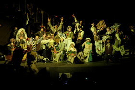 نمایش موزیکال الیور توئیست