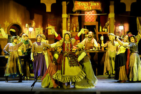 نمایش موزیکال الیور توئیست