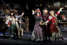 نمایش موزیکال الیور توئیست