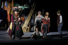 نمایش موزیکال الیور توئیست