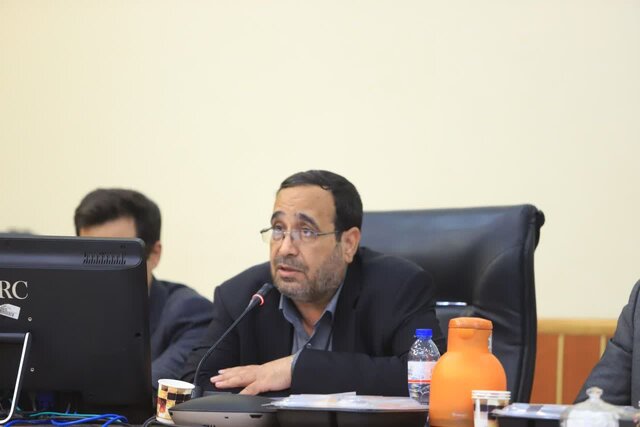 در نشست مدیران صنعت آب و برق کرمان با وزیر نیرو چه گذشت؟