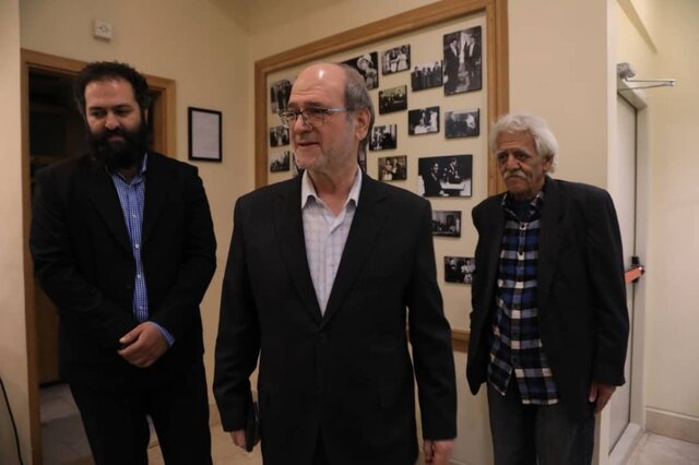 خانه تئاتر از انزوا بیرون کشیده شود