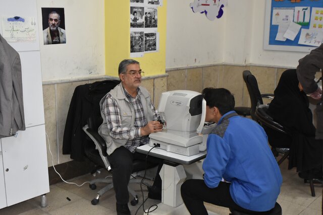 ارائه خدمت درمانی رایگان به ۱۲۰۰ مددجوی تحت حمایت کمیته‌امداد بیرجند 