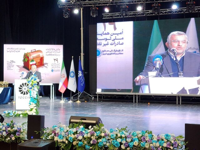 در برابر تحریم‌ها منفعل نیستیم؛ مسیرهای تازه می‌سازیم