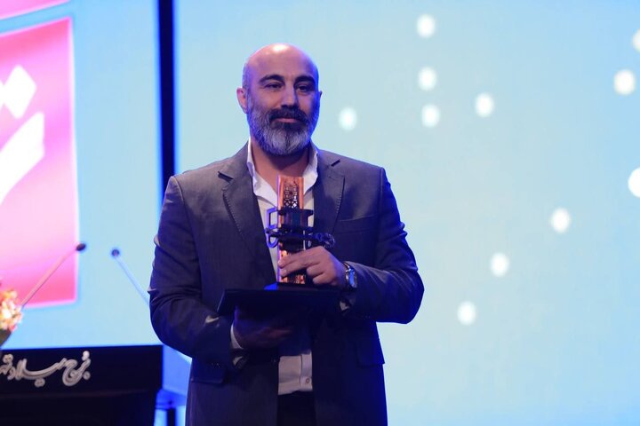 شبی برای تقدیر از جمشید هاشم پور و اجرای  رضا یزدانی برای تهران