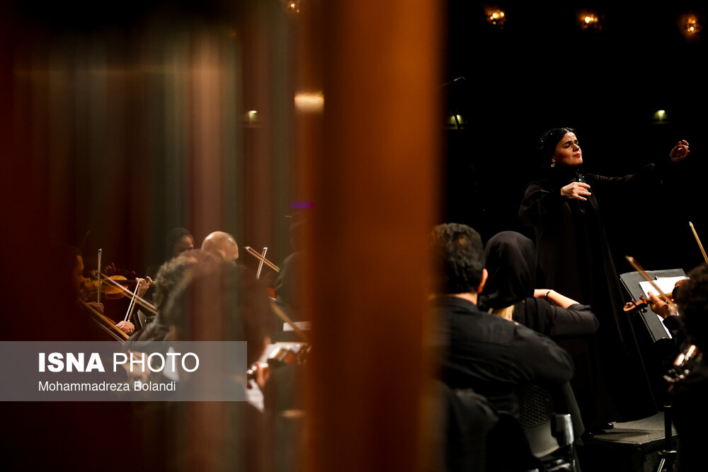 کنسرت ارکستر سمفونیک تهران به رهبری پانیذ فریوسفی