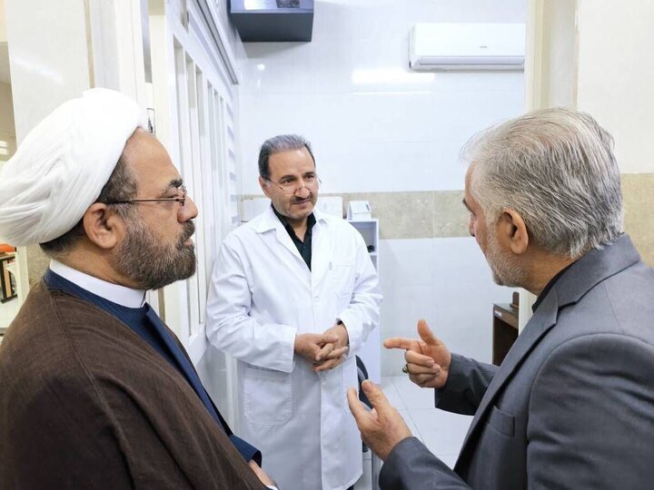 مرکز درمانی بازداشتگاه قم با حضور رئیس سازمان زندان‌ها افتتاح شد - ایسنا