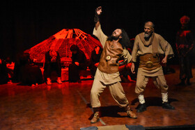 نمایش «داستان های سرزمین مردمان خردمند» - سمنان