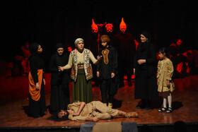 نمایش «داستان های سرزمین مردمان خردمند» - سمنان