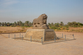 شیر بابل، مجسمه سنگی شهر باستانی بابل که در سال ۱۸۷۶ در طی یک عملیات باستان شناسی و توسط باستان شناسی آلمانی کشف شد.