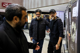 کوروش تهامی در مراسم ترحیم همایون ارشادی