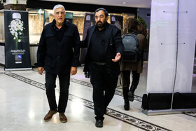 رضا کیانیان در مراسم ترحیم همایون ارشادی