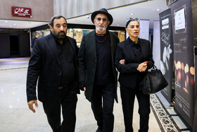 فرهاد آییش و مائده طهماسبی در مراسم ترحیم همایون ارشادی