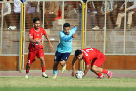 دیدار بعثت کرمانشاه و مس شهر بابک در لیگ دسته اول فوتبال