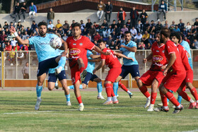 دیدار بعثت کرمانشاه و مس شهر بابک در لیگ دسته اول فوتبال