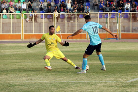 دیدار بعثت کرمانشاه و مس شهر بابک در لیگ دسته اول فوتبال